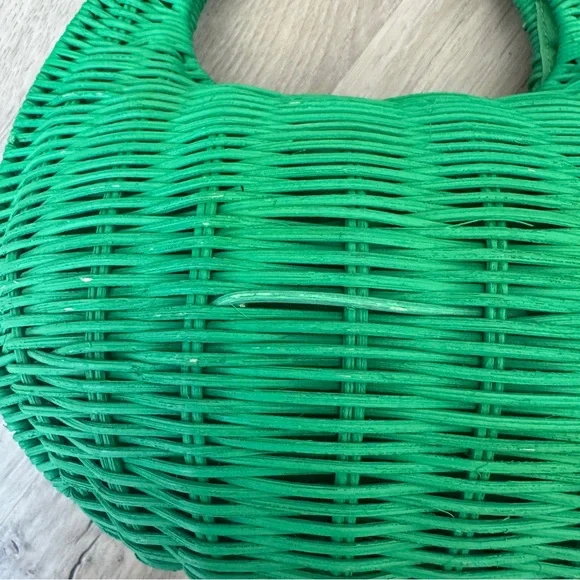 Kate Spade x Target Green Wicker Crescent Bag - Picture 4 of 12